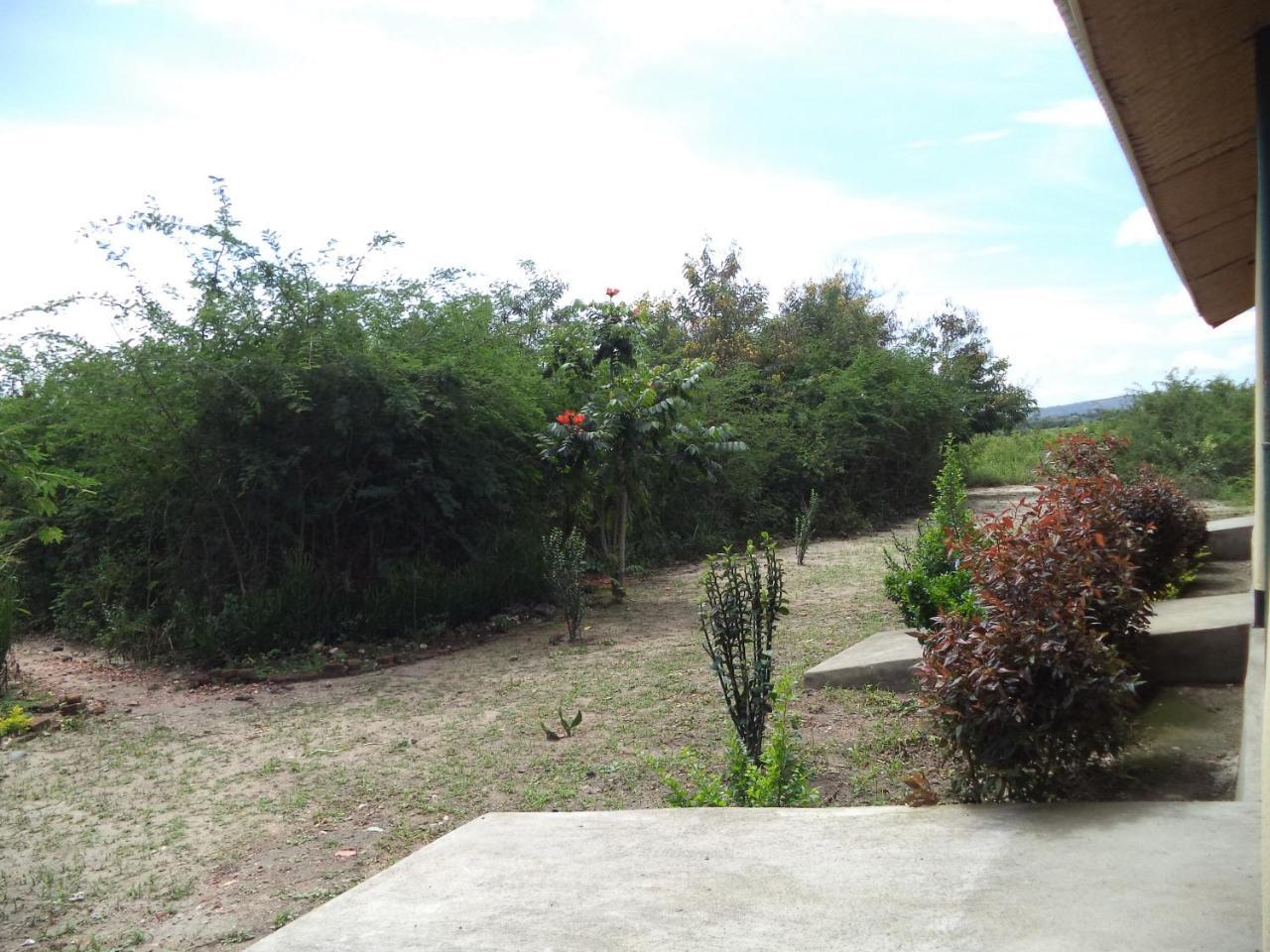 The Elephant Home Katunguru Exterior foto